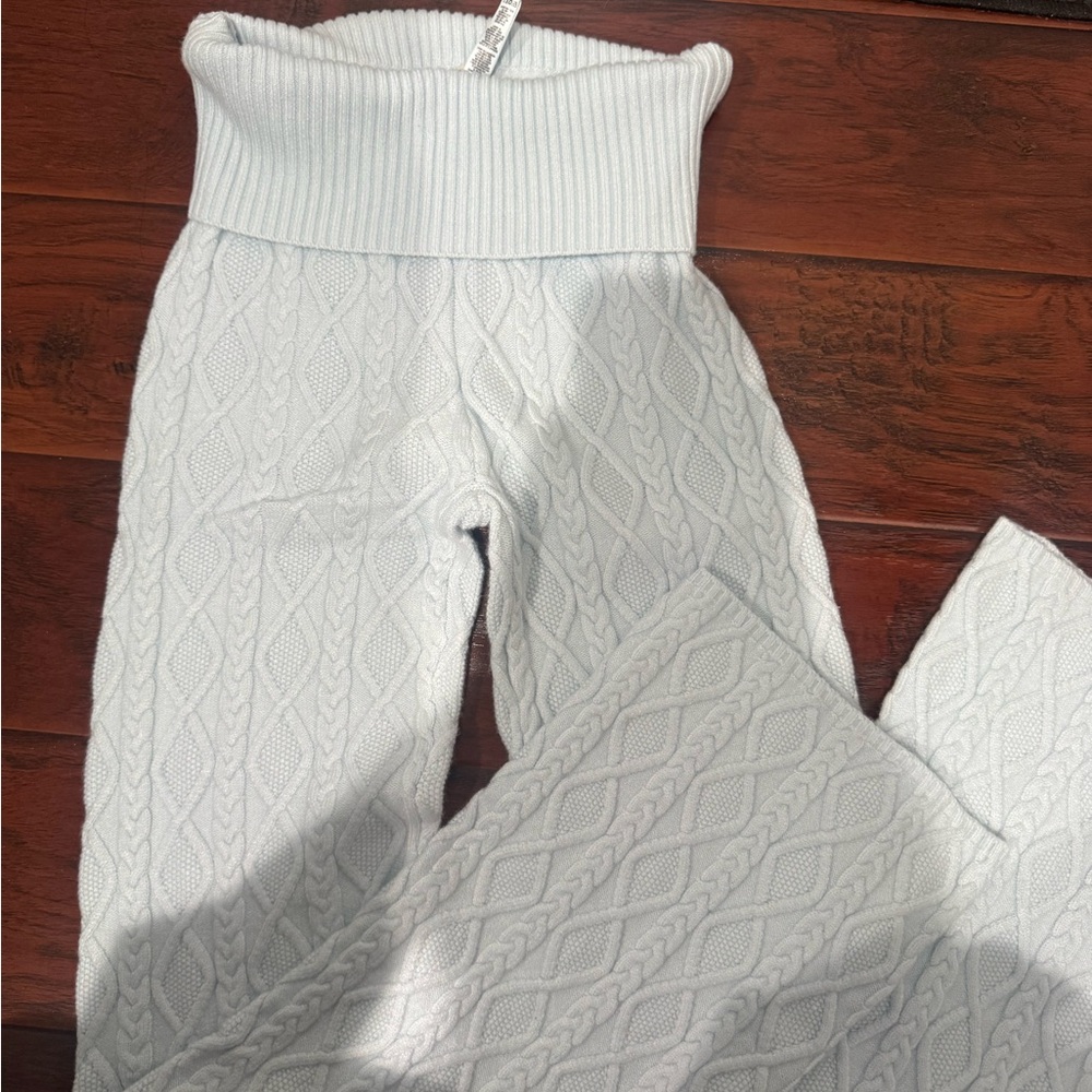 Skims Snow Bunny Foldover Pants Medium